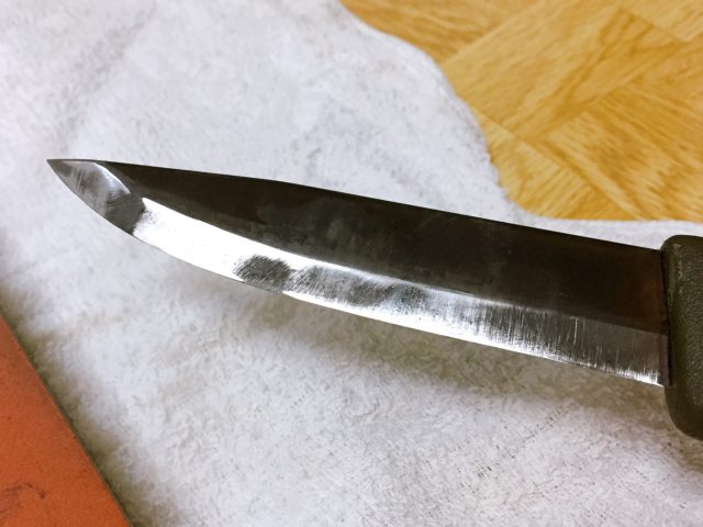 ナイフを研ぐ (15)