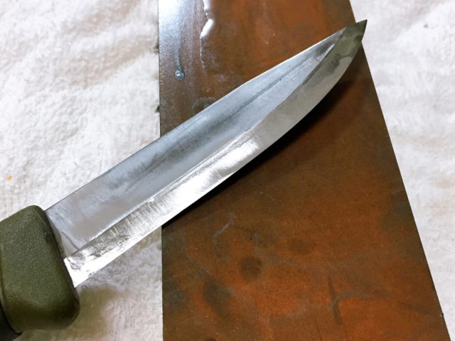 ナイフを研ぐ (20)