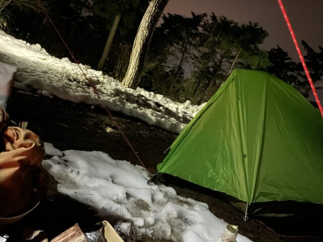 ソロキャンプのソロ用テントは快適性と軽量を兼ね備えたドームテントが 